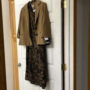 STUDIO 1 women’s size 18 2 piece dress with jacket paisley print
